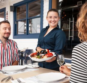 Service du homard en terrasse