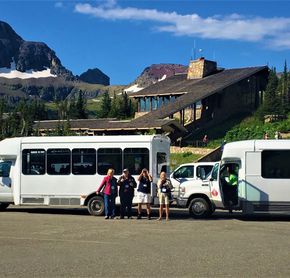 Visite guidée à bord d'un bus
