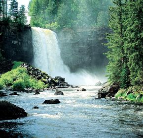 Mahood Falls, Wells Gray Park