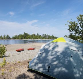 Camping en tente, pointe taillon