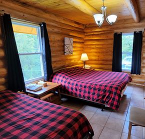 Room with 2 beds