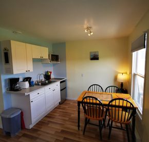 L'Ancrage Bed & Breakfast and Cottages