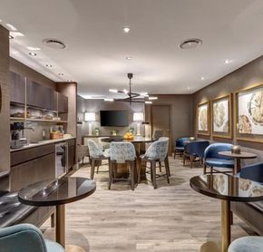 Breakfast room