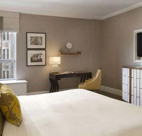 Deluxe room, city view
