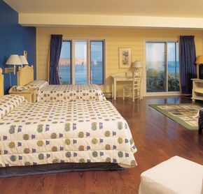 Room with 2 beds