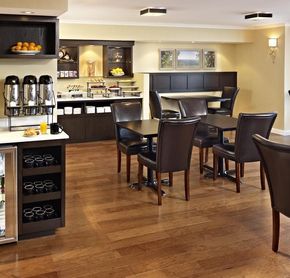 Breakfast room