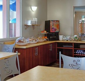 Breakfast room