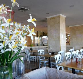 Meadowlands View Hotel - Cafe