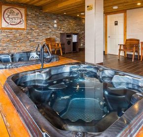 Hot tub