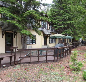 Crandell Mountain Lodge