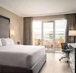 One King bed Room