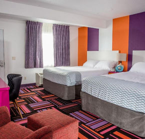 2 beds room