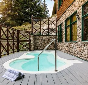 Jacuzzi