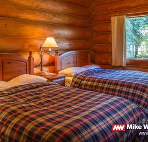 Room 2 beds