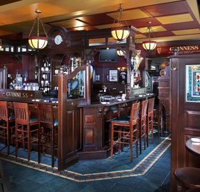 Fionn MacCool's Irish Pub