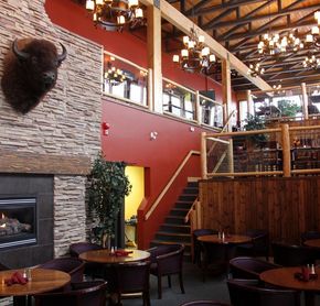 Vimys Lounge and Grill Restaurant