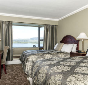 room with 2 beds