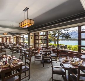 Restaurant Cavell’s & Terrace