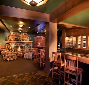 Bar Lounge