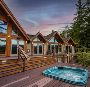 Hot tub