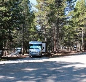 Emplacements pour camping-cars