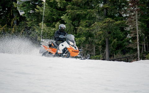 Motoneige au Canada