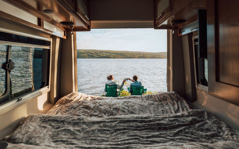 Campervan rental in Canada: 3 tips to save big bucks