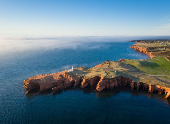 Phare sur la côte du Québec maritime