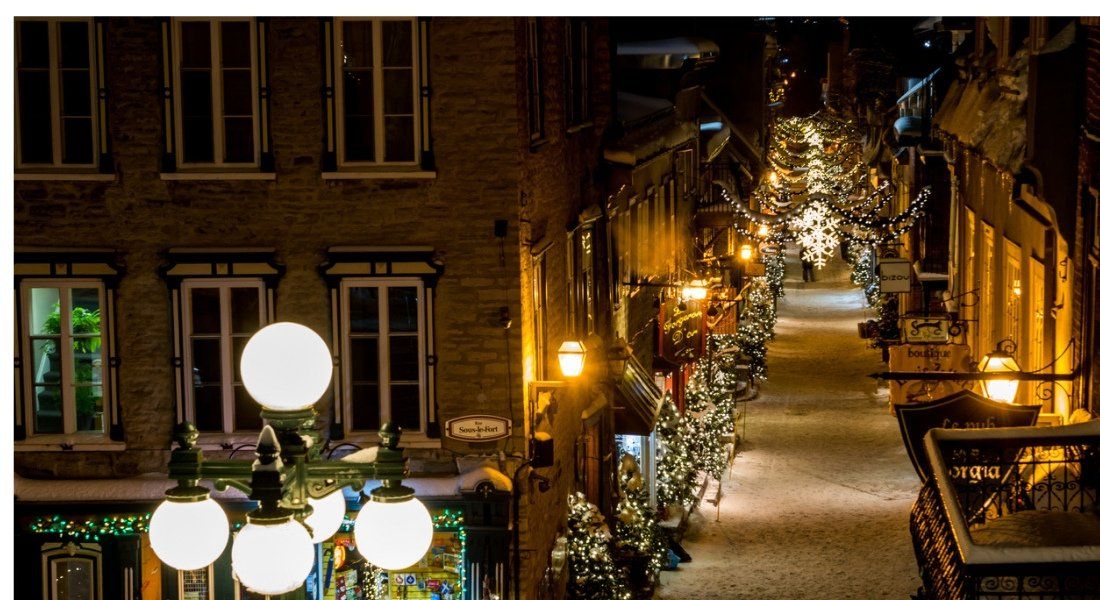 Quartier Petit-Champlain Boutiques Vieux Québec rue St-Jean