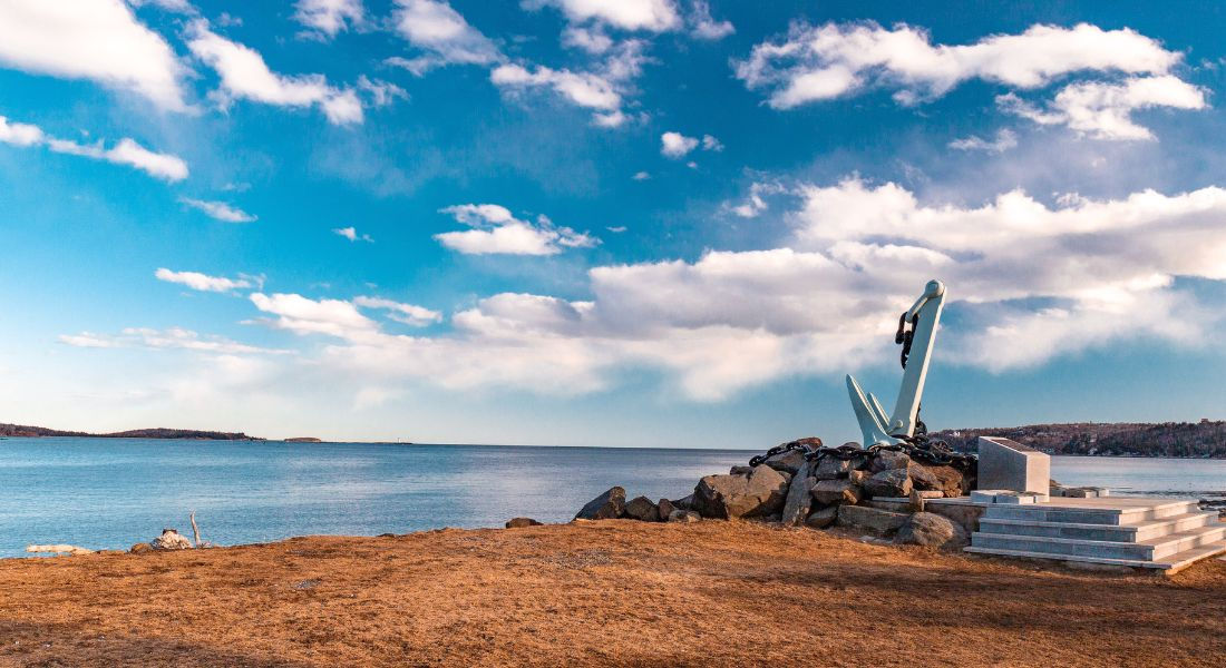 Bonaventure Anchor Memorial au Point Pleasant Park Halifax Vue sur l'océan depuis le Point Pleasant Park