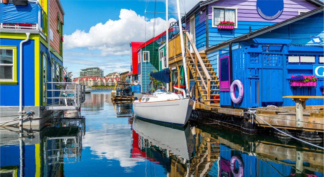 Maisons flottantes colorées du Fisherman's Wharf Victoria ile de Vancouver