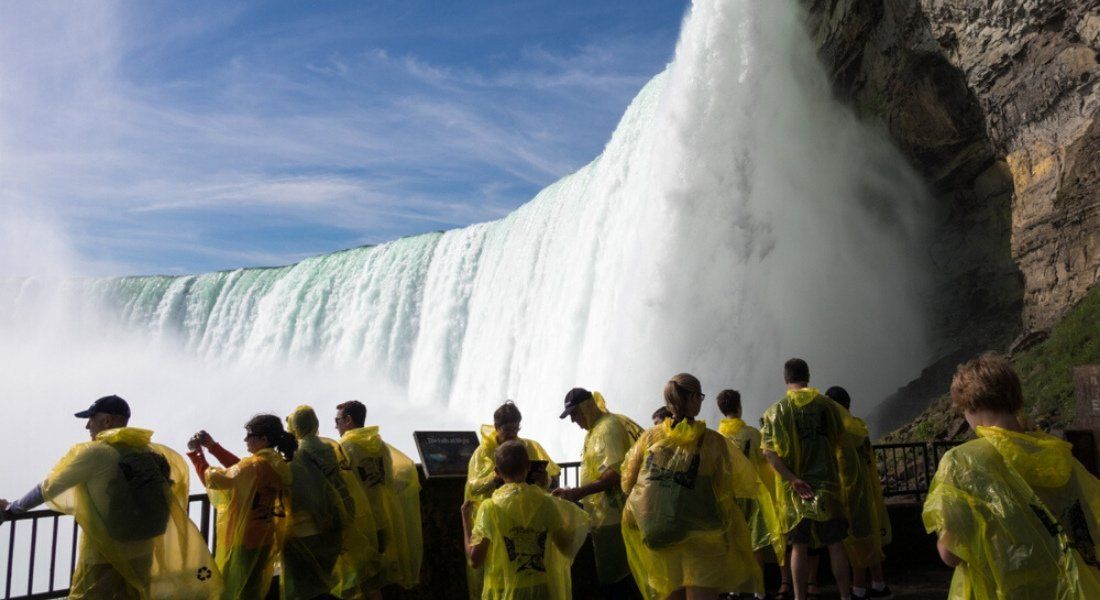 Visiter les chutes du Niagara en 24 heures Authentik Canada