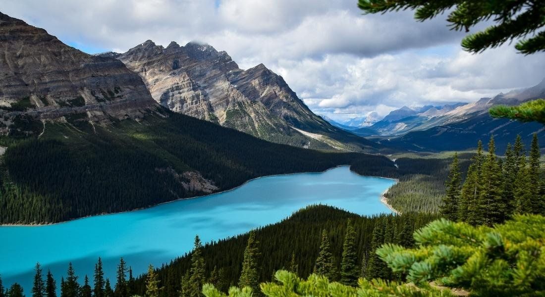 Top 5 lakes in the Canadian Rockies