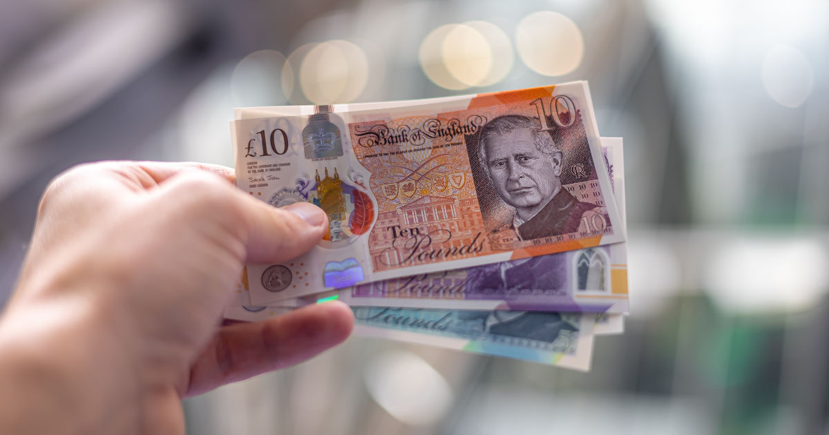 Where can I exchange my pounds for Canadian dollars?