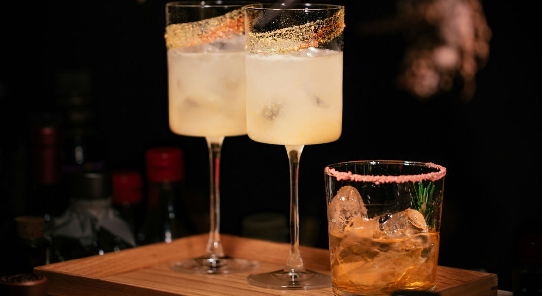 Bar tips in Canada Specialty cocktails