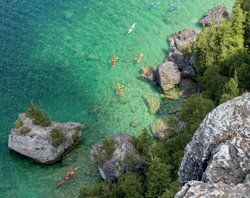 The turquoise waters of the Bruce peninsula 