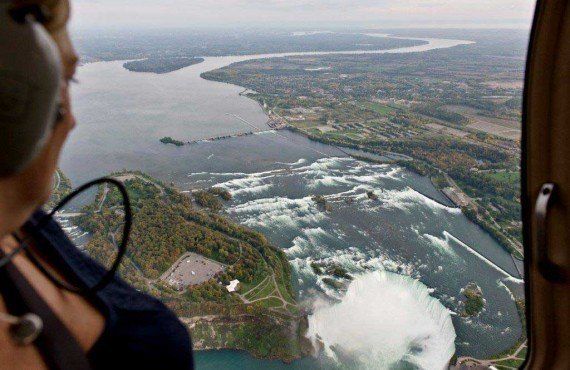 Survol des Chutes en hélicoptère - Niagara Falls, ON