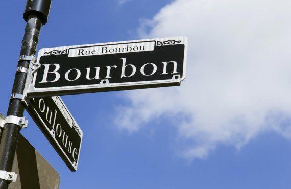 Bourbon Street (DollarPhotoClub, Todd Taulman)