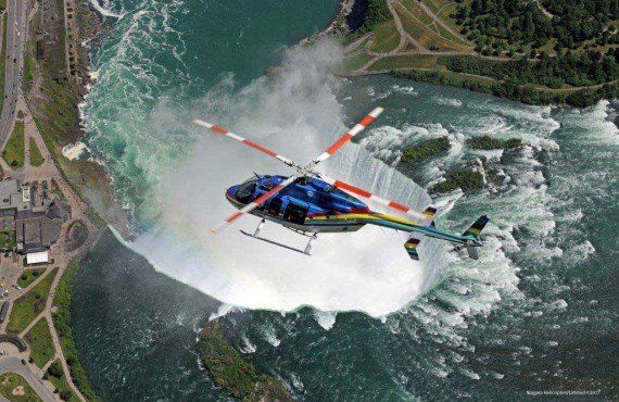 Survol des Chutes en hélicoptère - Niagara Falls, ON