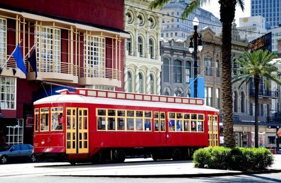 Streetcar in New Orleans (iStockPhoto, drnadig)