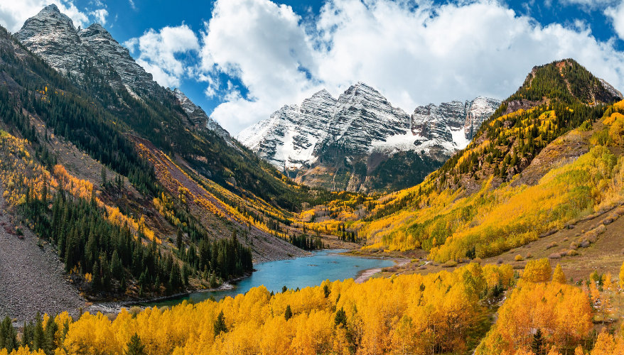 Les Rocheuses du Colorado en automne Forêt de trembles dorés dans les Rocheuses du Colorado