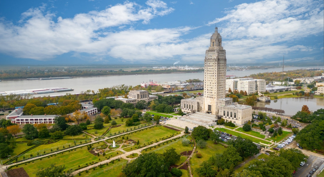 Vue aérienne du Capitole de l’État de Louisiane à Baton Rouge