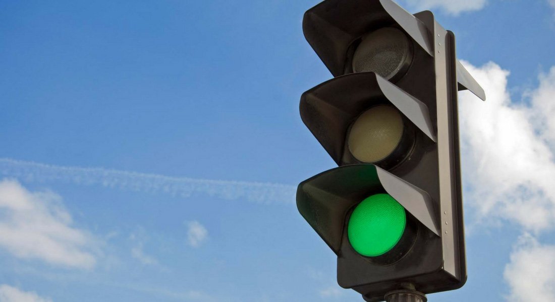 conduire_etats_unis_feu_vert