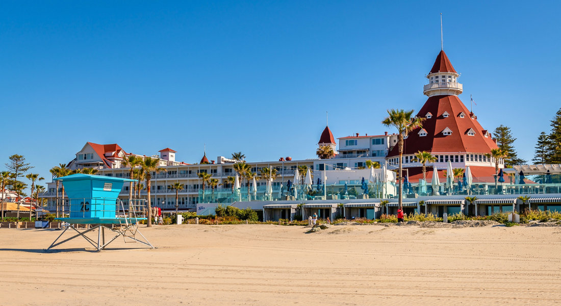 The beautiful Coronado Beach and its charming hotel: the famous Hotel del Coronado The beautiful Coronado Beach and its charming hotel under the sun