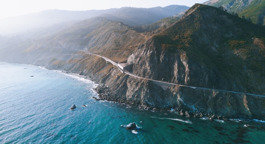 Unsplash - Thomas Ciszewski Meilleur circuit d'une semaine en Californie, voir big sur