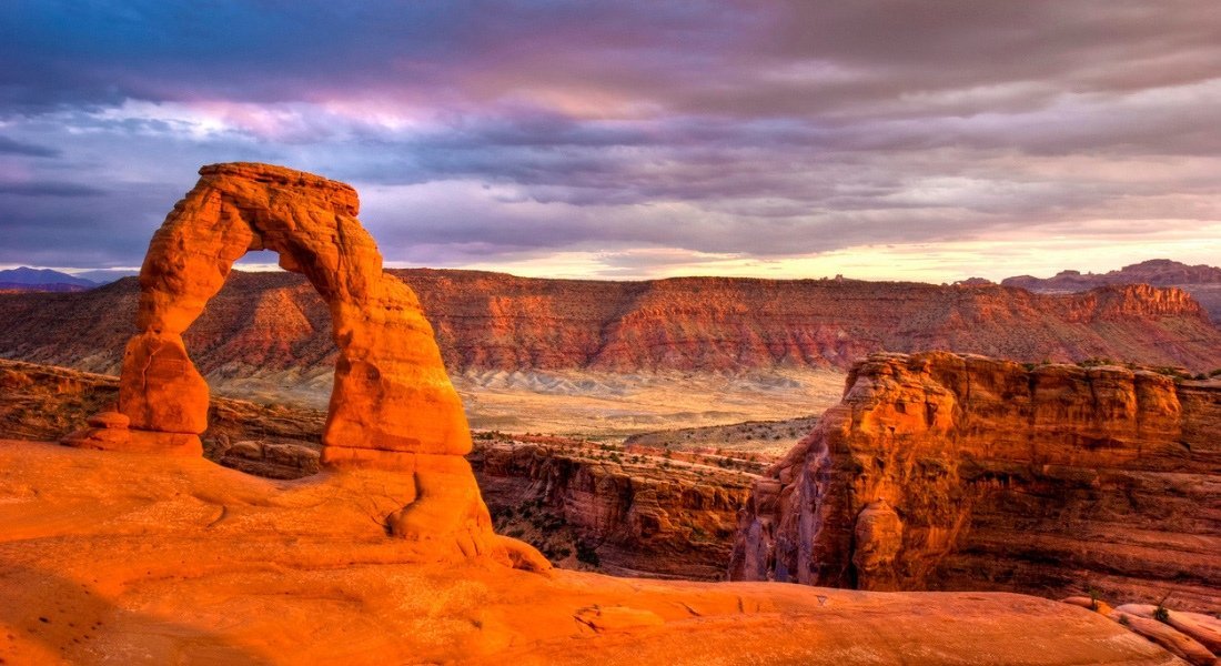 most beautiful sunsets in the American West sunset Delicate Arch