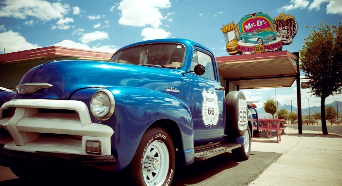 @littlenySTOCK - shutterstock_203833849 Diner in Kingman