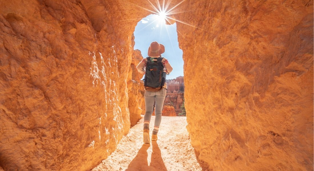 Hiker on Queens Garden Trail, Bryce Canyon