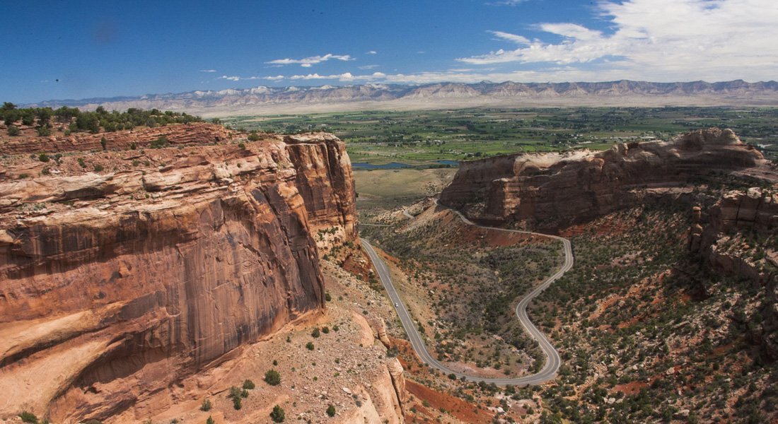 Vue sur la Rim Rock Drive