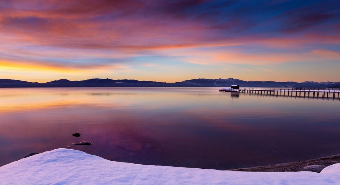 Lever de soleil sur le Lac Tahoe 